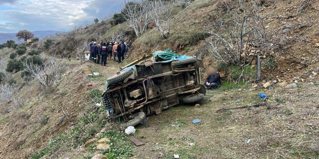 Zeytin hasadına giden işçileri taşıyan cip devrildi: 1 ölü, 6 yaralı