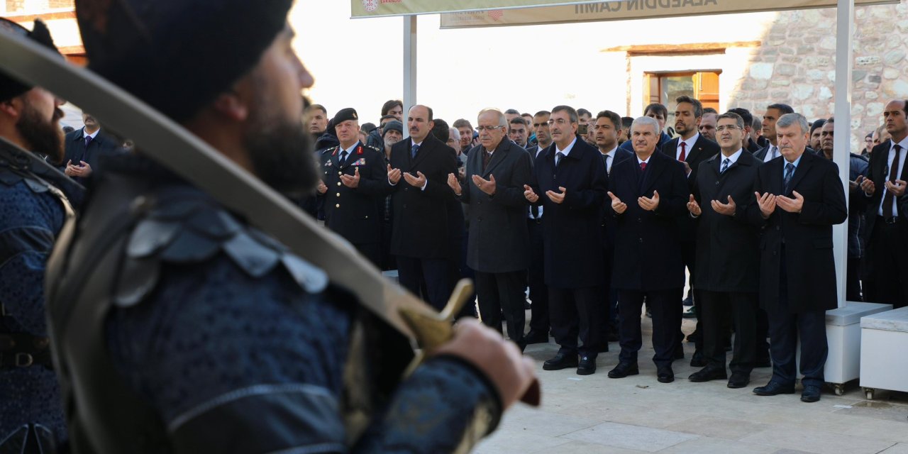 Beştepe’nin ikinci ismi Konya’da nöbet değişimi izledi