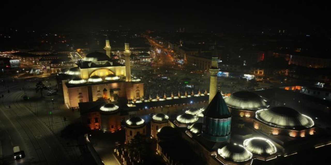 Cenneti müjdeleyen gece geldi: Yarın Miraç Kandili