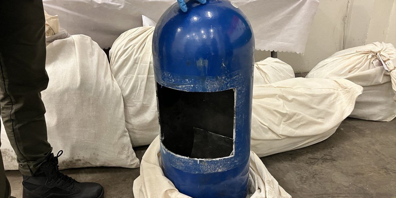 Lpg tankı ve vites kutusuna gizlendi, gümrük muhafaza yakaladı