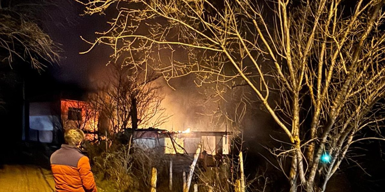 Kıbrıs gazisi yangında hayatını kaybetti