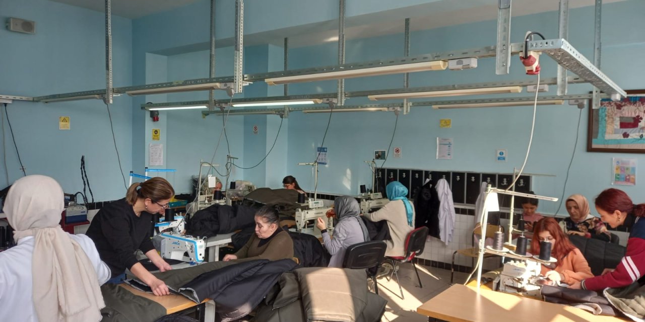 6 Şubat depremi mağdurlarını Konya’daki bu okul ısıttı