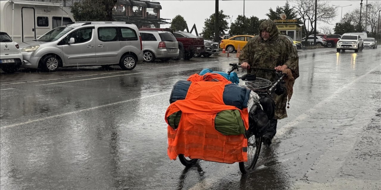 İngiliz seyyah yürüyerek Türkiye'ye geldi