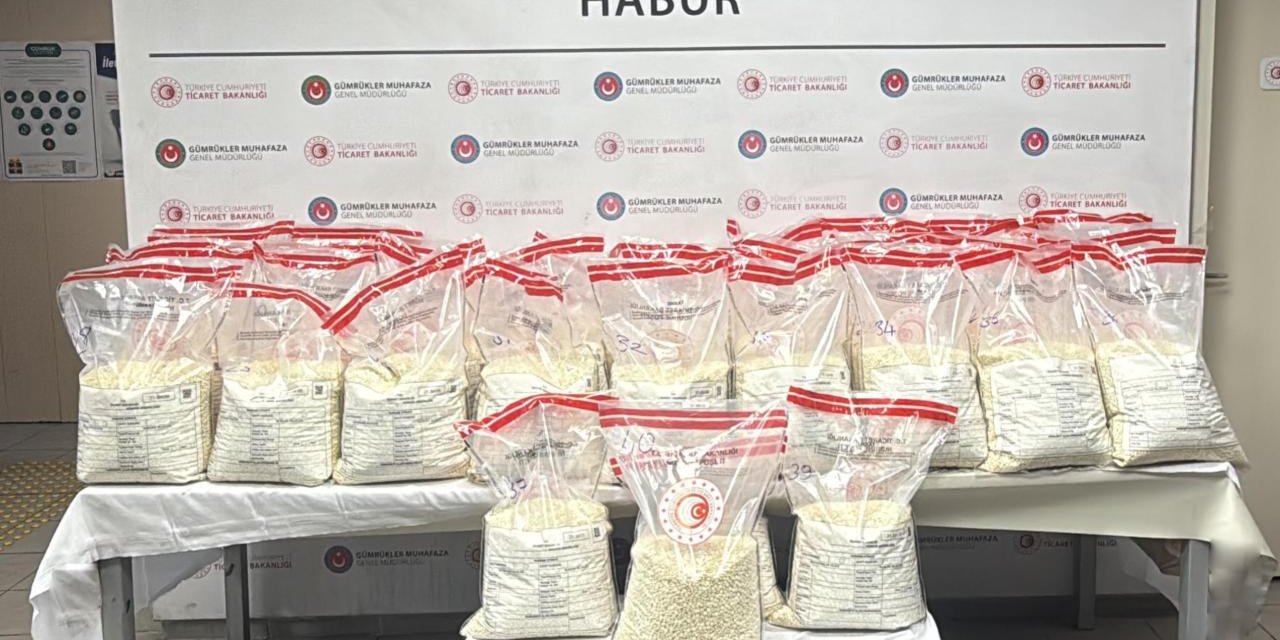 Tırın dorsesinden 2 milyondan fazla uyuşturucu hap çıktı