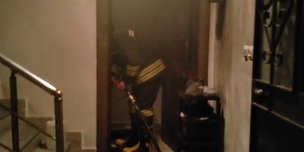 Ev sahibiyle tartışan kiracı daireyi ateşe verdi