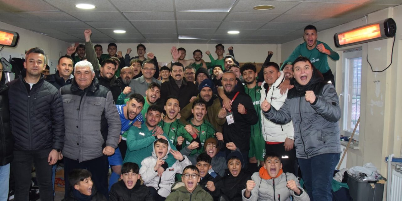 Karapınar, takımına sahip çıkıyor