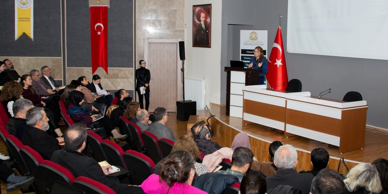 Selçuk Üniversitesi’nde Ufuk Avrupa Programı tanıtıldı