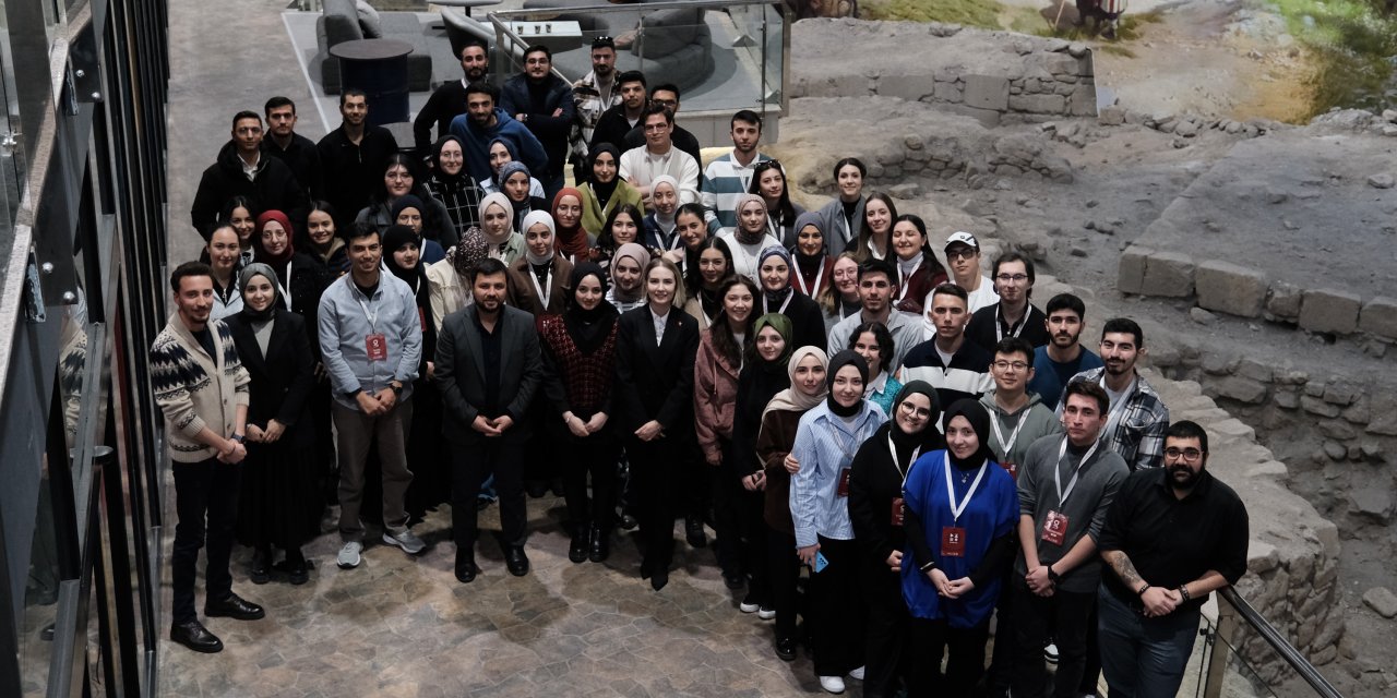 Konya’da dijital çağın uzman isimleriyle eğitim zirvesi