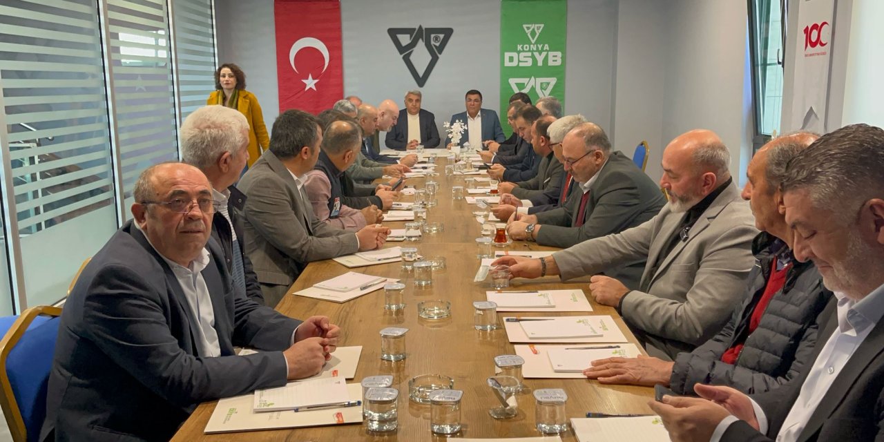 Türkiye’nin süt üreticileri Konya’da sorunları birlikte çözmek için buluştu