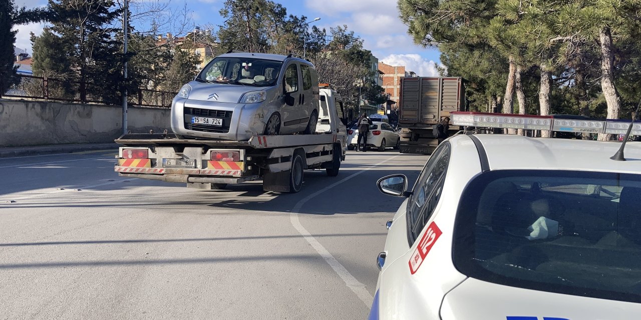 Yürekleri ağza getiren kaza! Seyir halindeyken kalp krizi geçirdi