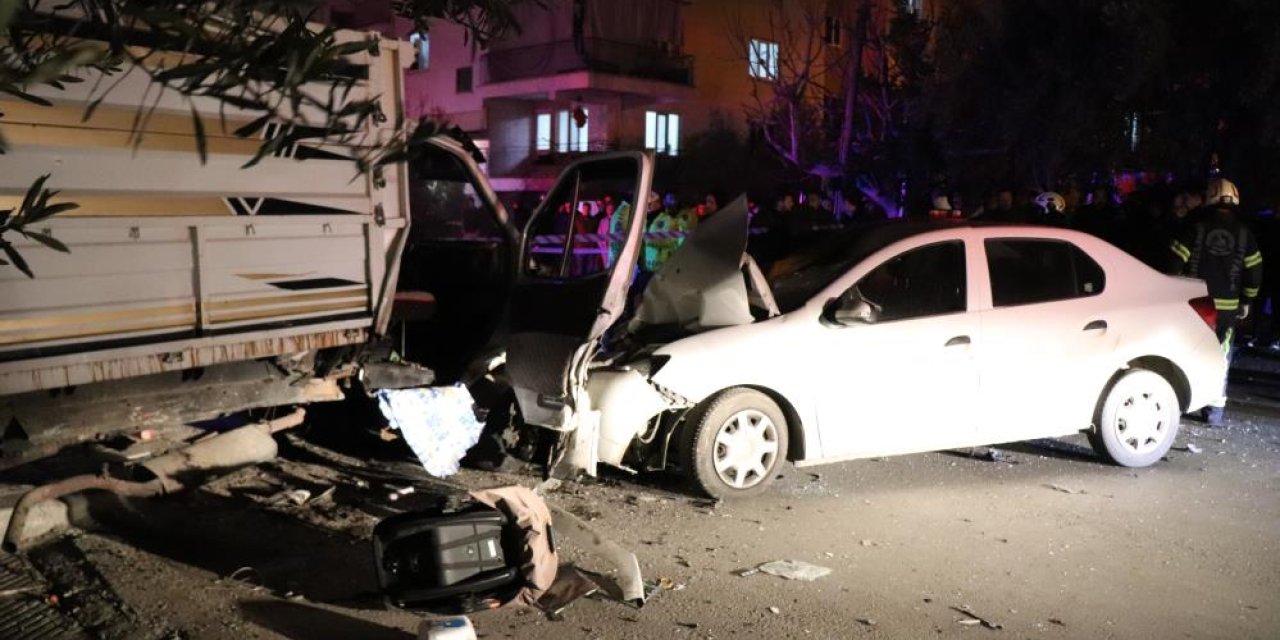 Alkollü sürücü kaza yaptı, 17 yaşındaki oğlu öldü