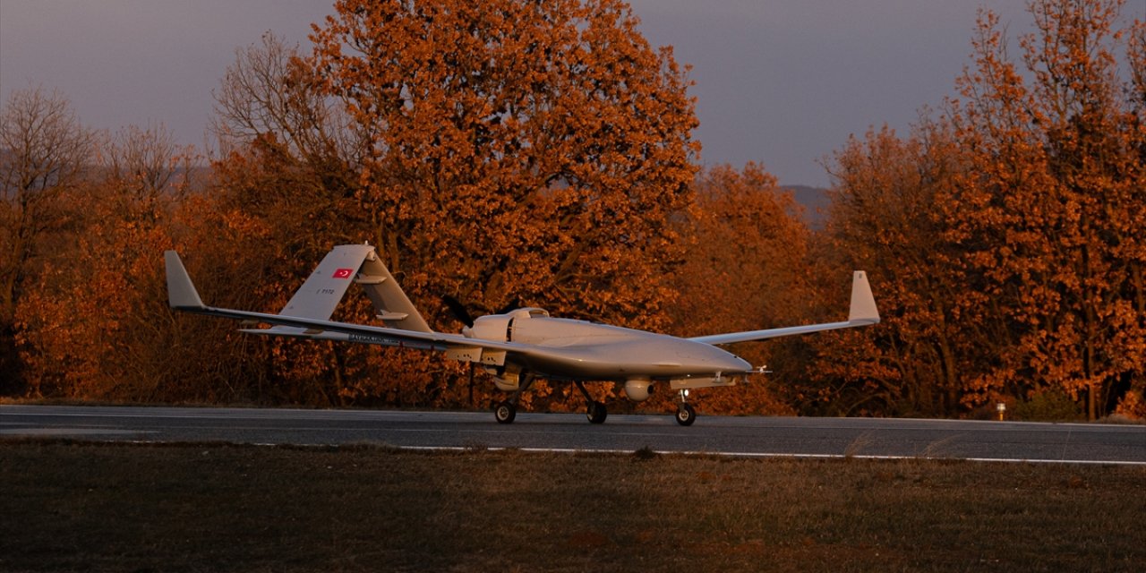 Bayraktar TB2 yeni motoru ile uçtu, irtifa rekoru kırdı