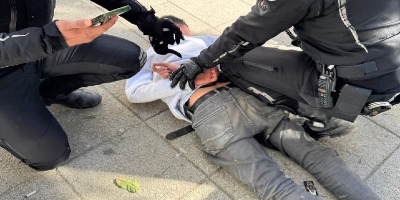 Çakmak istedi, verilen cevabı beğenmeyince bıçakladı