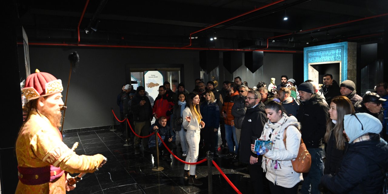 Konya’nın sembol mekanları rehberleri bile büyüledi