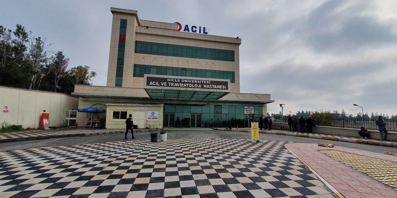 Akıl almaz olay! Evlat elinden anne ve babaya kurşun