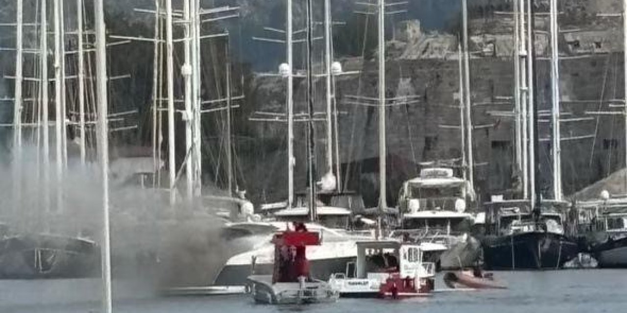 Milyon dolarlık motoryat alev aldı