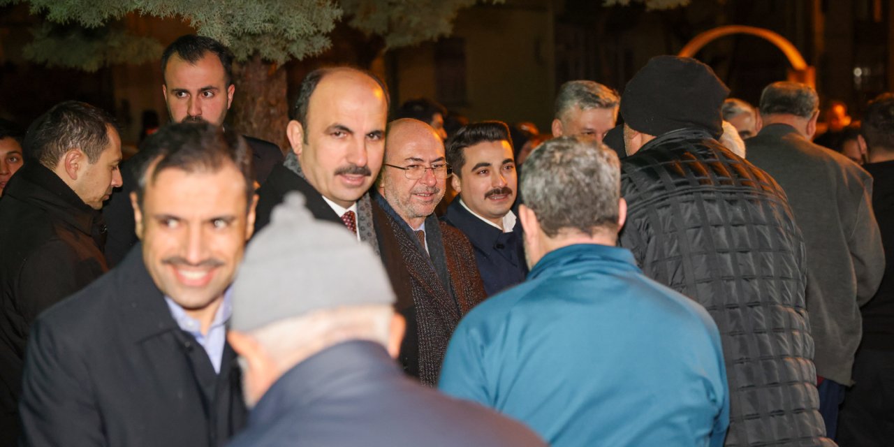 Başkanlar Selçuklu'da teravih buluşmasında hemşerileriyle bir araya geldi