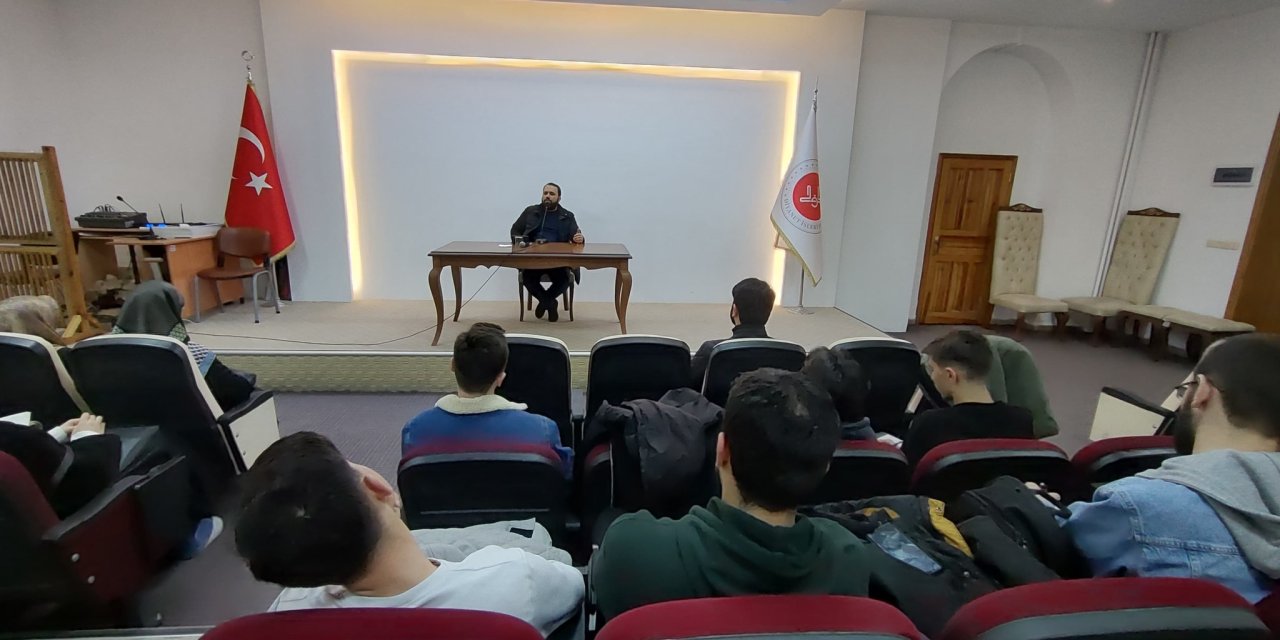 Konya’da Genç Akademi Semineri