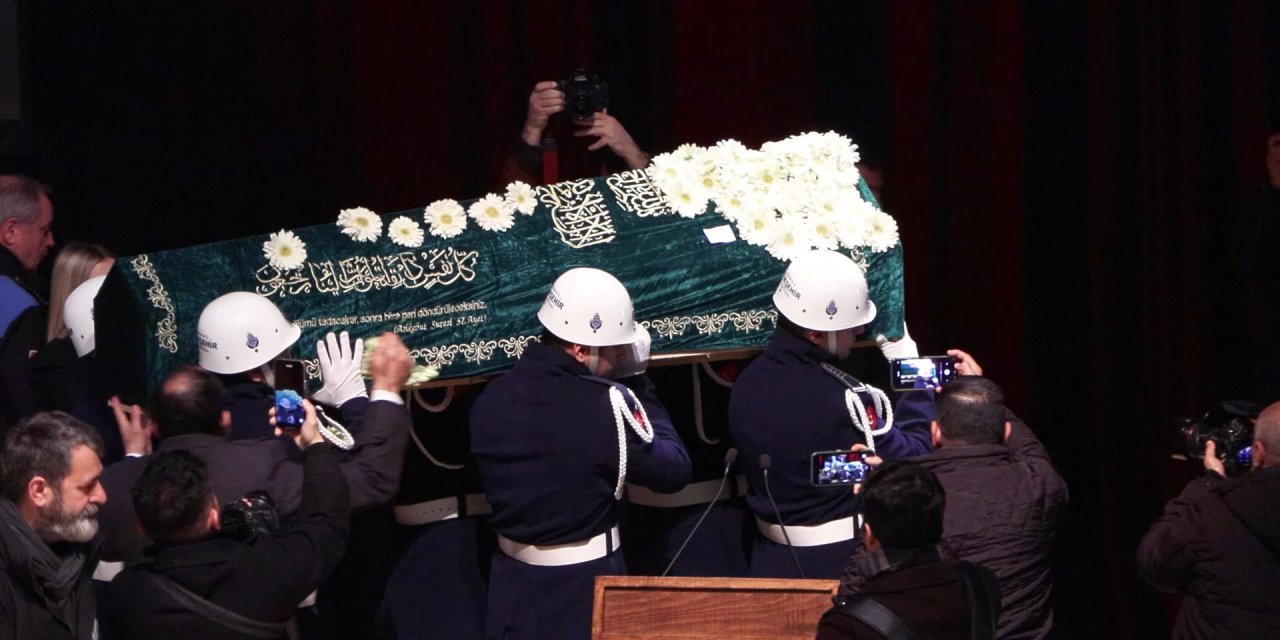 Edip Akbayram'a son veda!