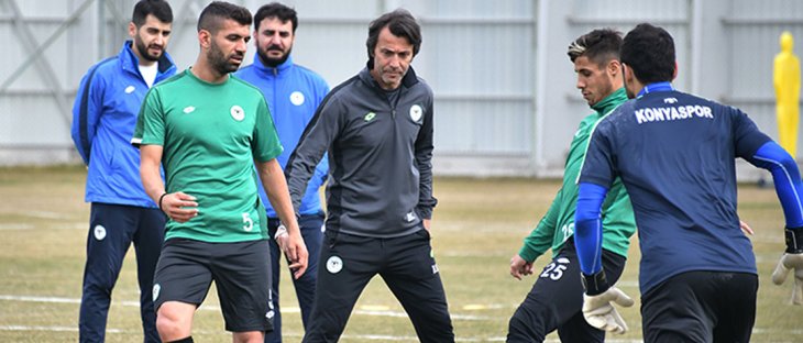 Konyaspor'da Malatya maçının taktiği çalışılıyor