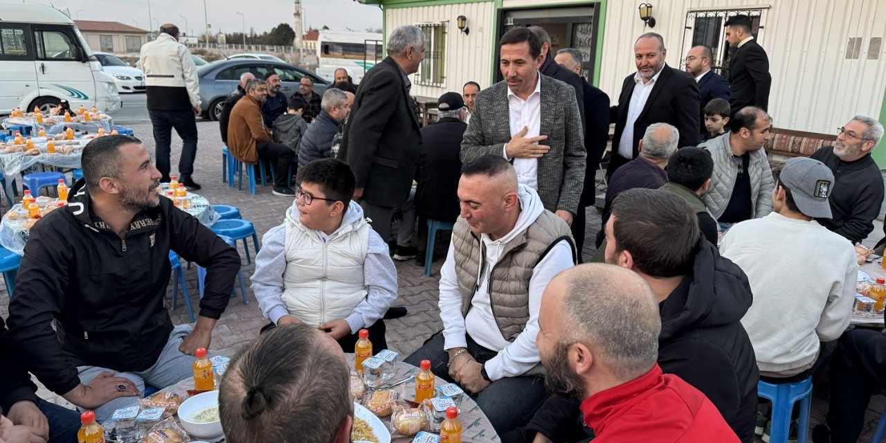 Karatay’da Başkan Hasan Kılca, minibüsçülerle iftar yaptı