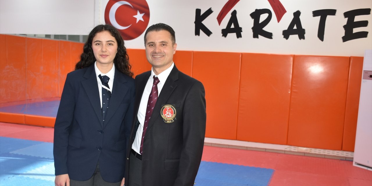 Konya’da baba kız aynı yolda ilerliyor