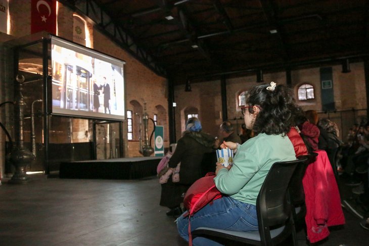 Meram Belediyesi özel çocuklara sinema sevinci yaşattı