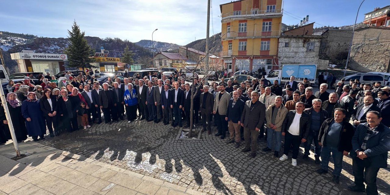 Konya'da ilçe turu: AK Parti'den esnaf ve vatandaş ziyaretleri