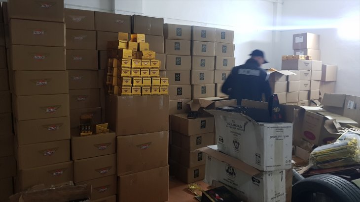 İstanbul'da 1 milyon paket sahte ilaç ele geçirildi