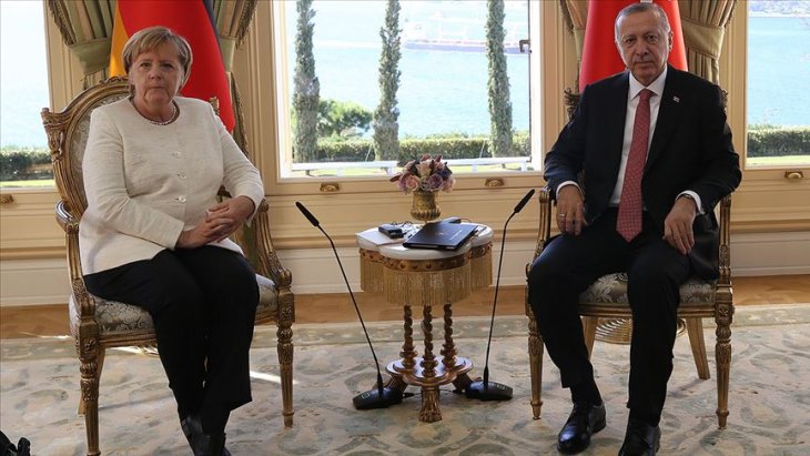 Erdoğan ve Merkel'den İdlib görüşmesi