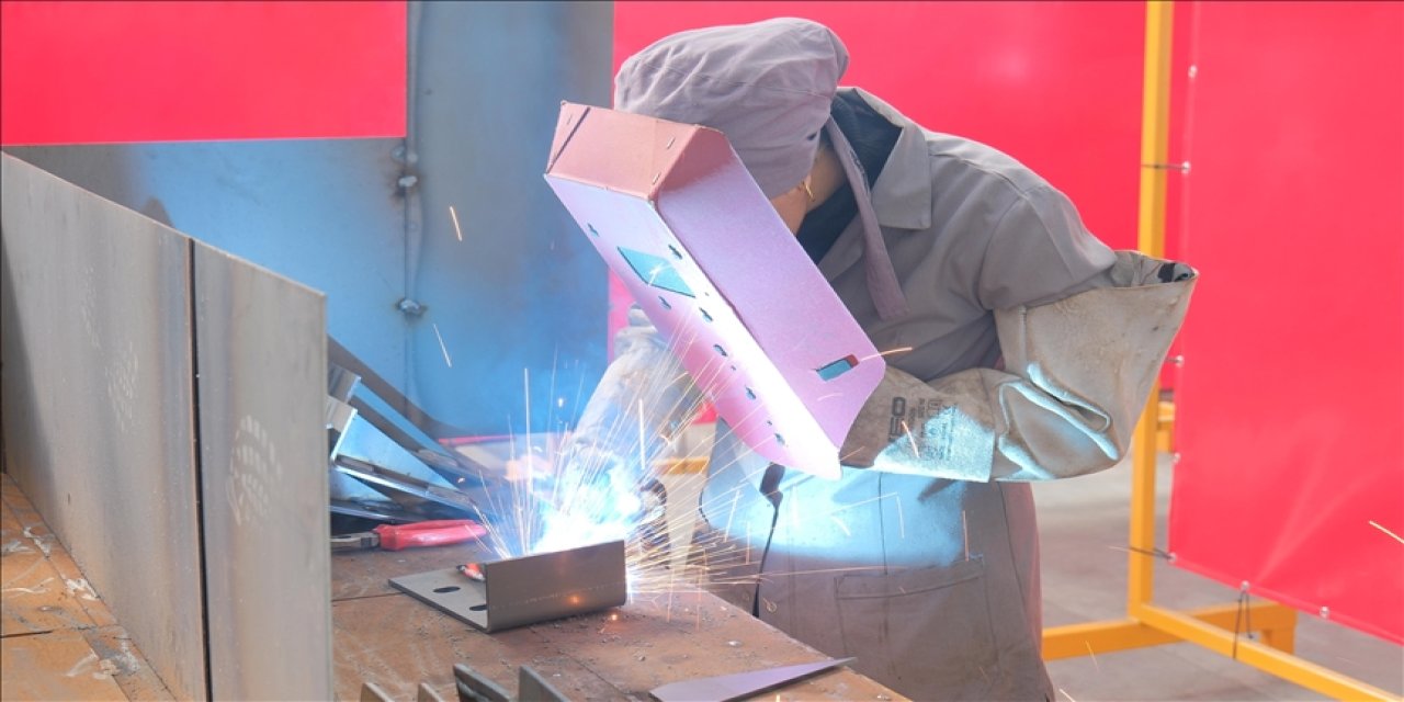 SGK yüzlerce meslekte yıpranma payını kaldırdı! İşte o liste