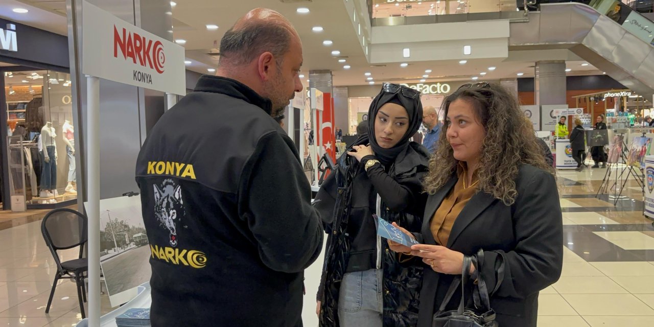 Konya Emniyeti vatandaşlara mesleği tanıttı