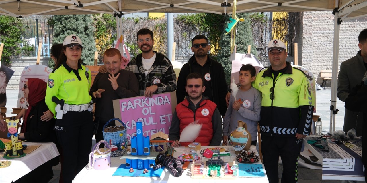 Karapınar'da otizm farkındalık etkinliği