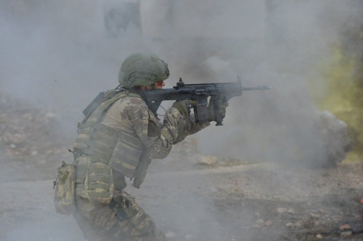 Sızma girişimi engellendi, 18 terörist etkisiz hale getirildi