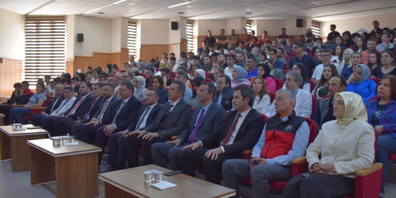 Konya Selçuk Üniversitesi'nde tarımın geleceği konuşuldu