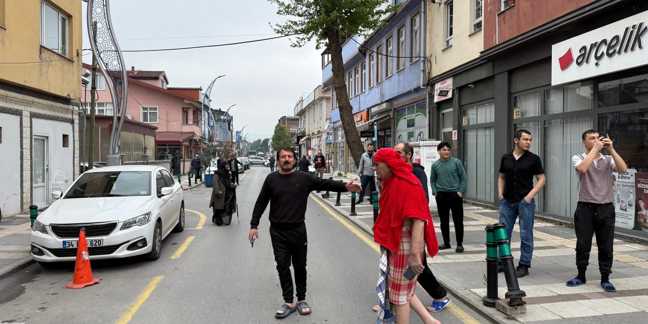 Hamam keyfi yarım kaldı: Peştemalle dışarı fırladı