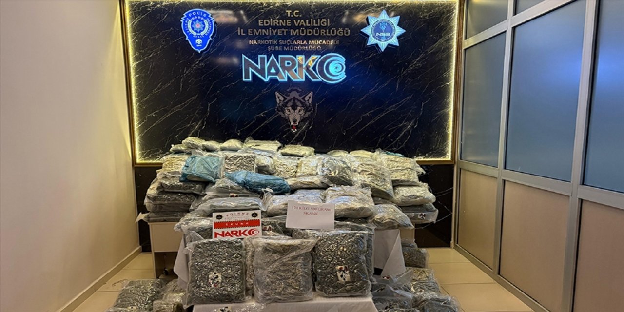 Tırda valizlere gizlenmiş 171 kilo uyuşturucu ele geçirildi