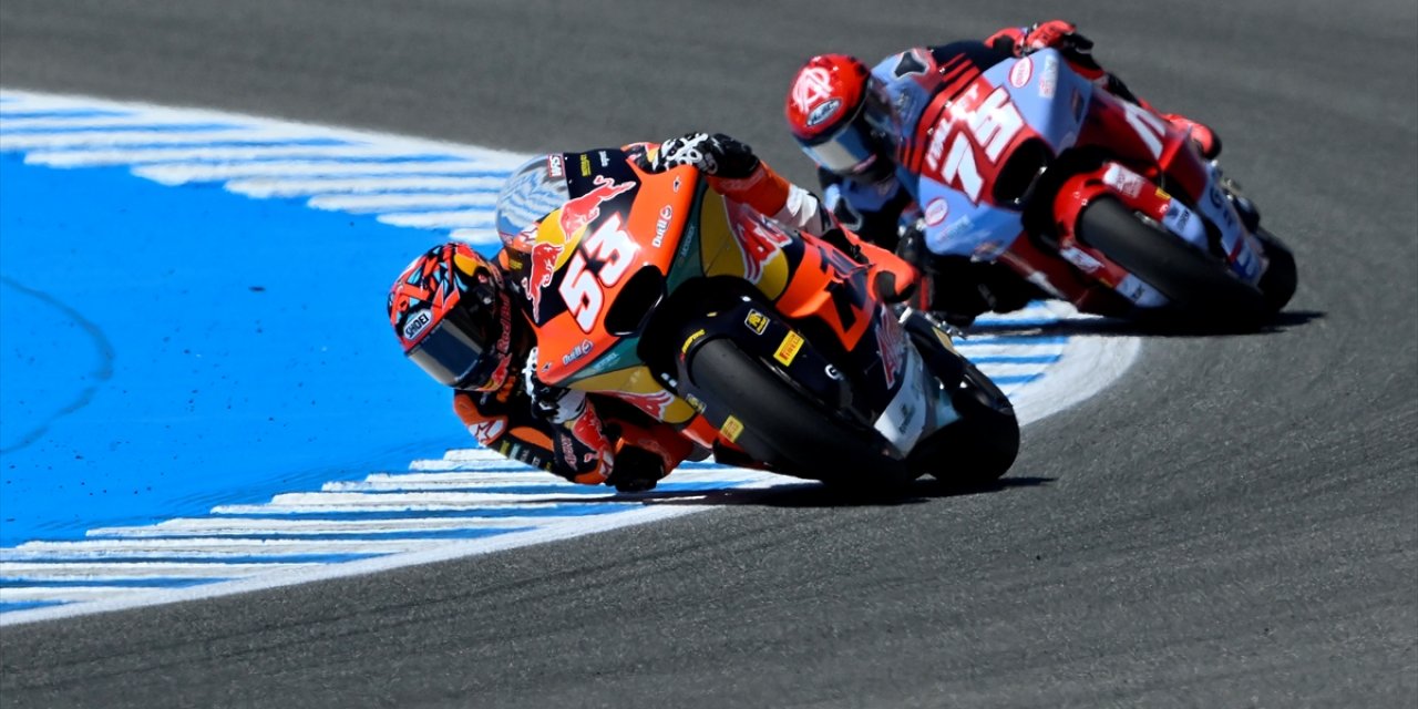 Milli motosikletçi Deniz Öncü İspanya'da 5. oldu