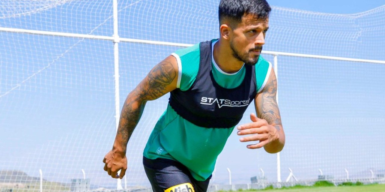 Konyasporlu Calusic 26 gün sonra geri döndü