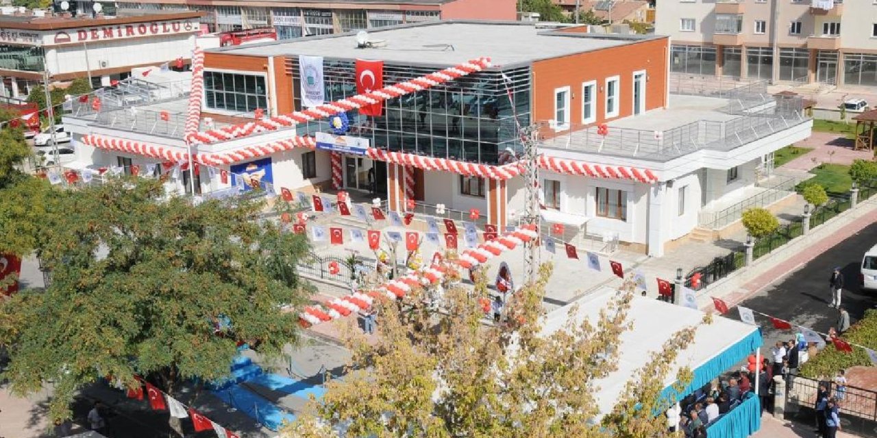 Konya’nın Alzheimer Gündüz Yaşam Merkezi dünyaya örnek oluyor