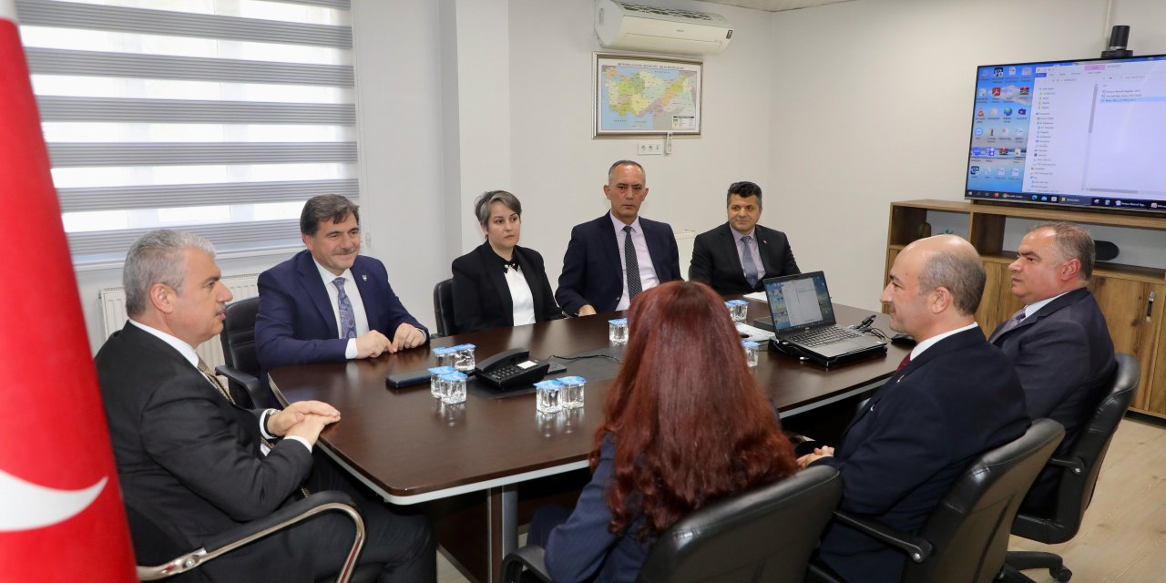 Vali Akın Konya’nın en çok konuşulan kurumunu ziyaret etti