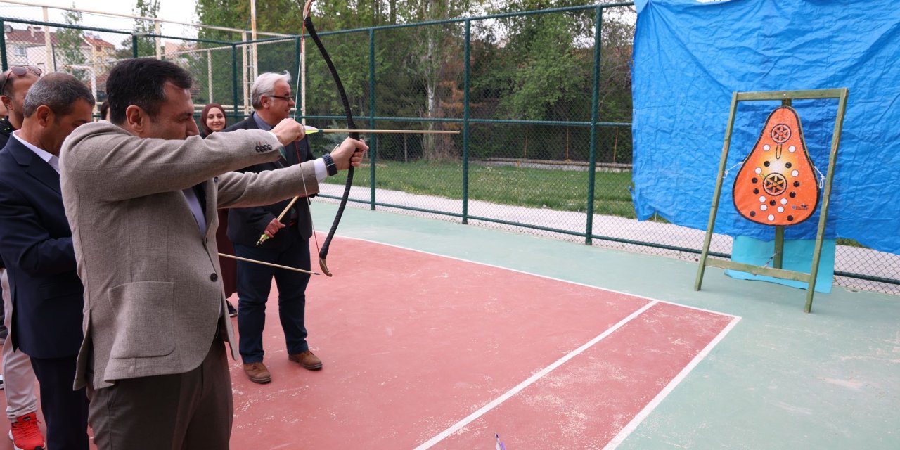 AK Parti, Konya’da bir ilçeye adeta çıkarma yaptı