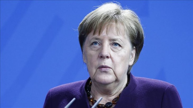 Merkel: Almanya'daki insanların yüzde 60 ila 70'ine koronavirüs bulaşabilir