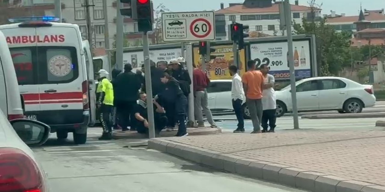 Konya’da iki otomobil kavşakta çarpıştı: 2 yaralı