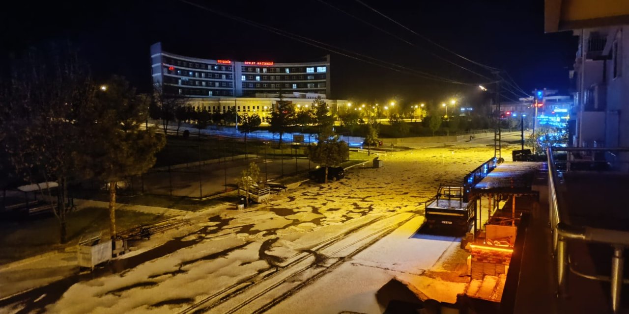 Konya’ya Mayıs ayında beyaz örtü sürprizi