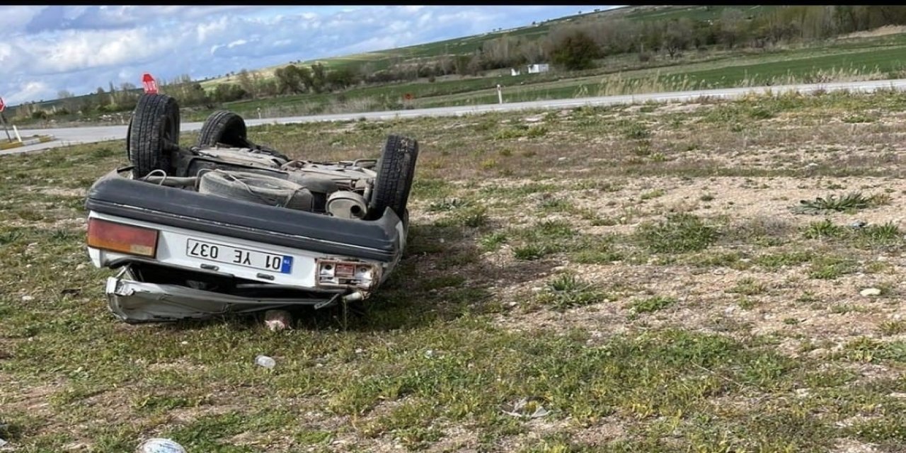 Konya’da devrilen otomobildeki 1’i çocuk 3 kişi yaralandı