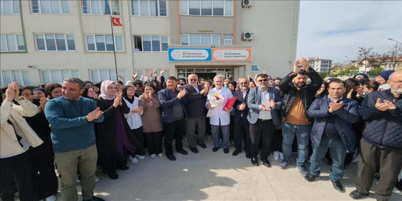 39 yılın ardından emekli öğretmene duygulandıran veda