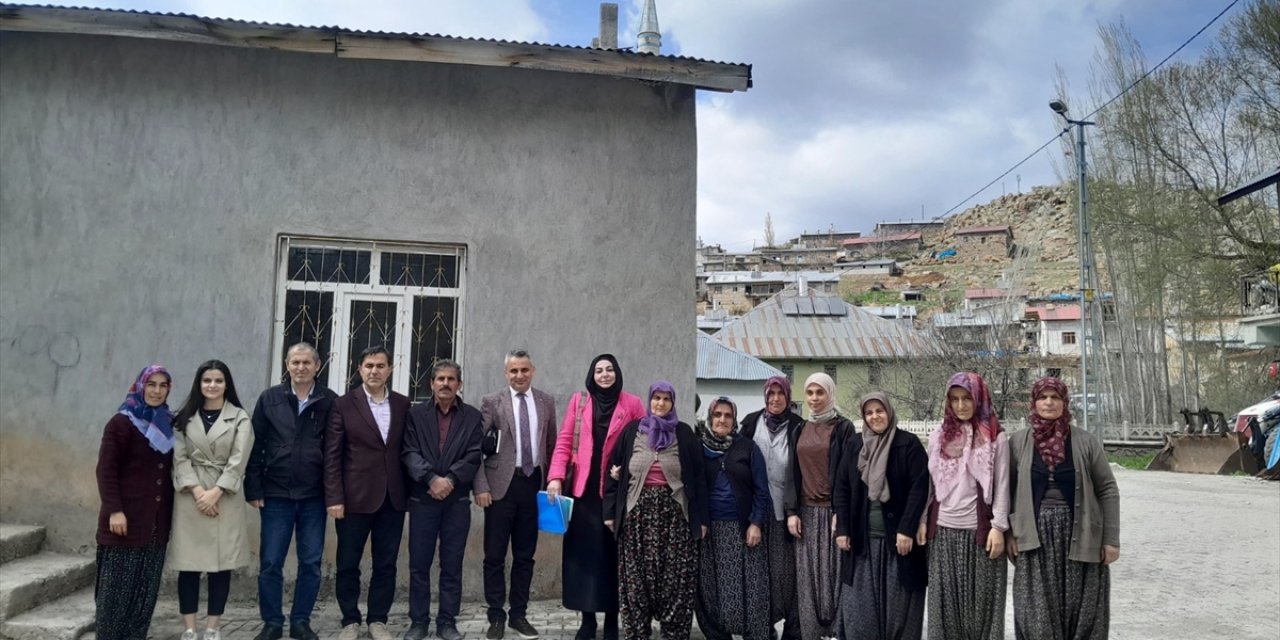 Konya’da ‘Nuzumla Yatak Halısı’ dokunacak
