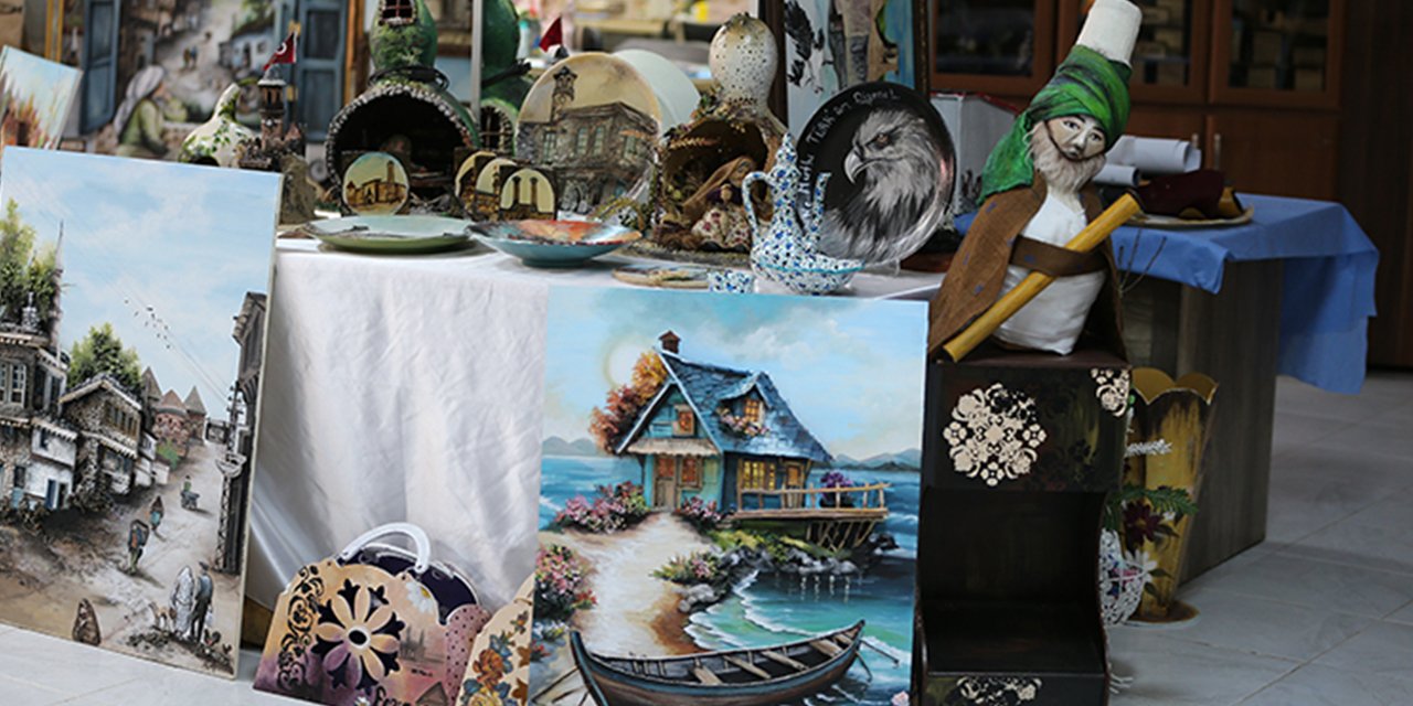 Atık malzemeler burada sanat eserine dönüşüyor