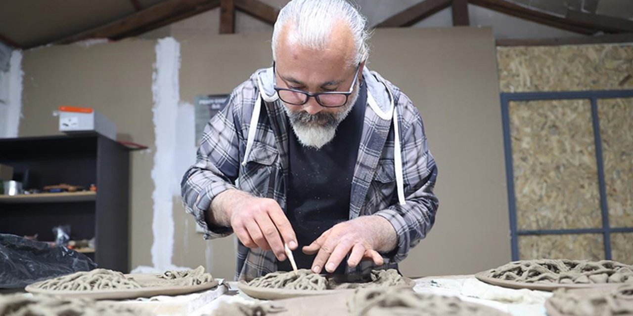 Çamura şekil veren çanak ustası 5 bin yıllık geleneği yaşatıyor